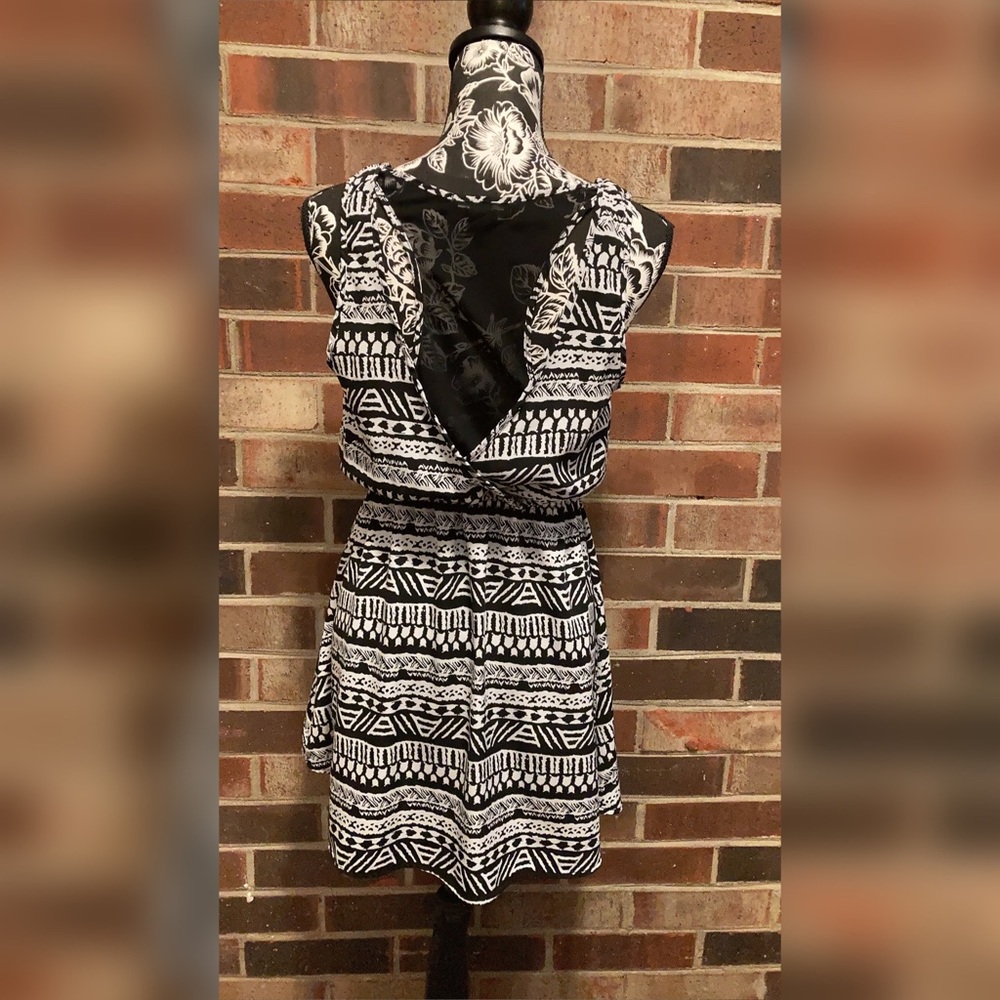 Forever21 Tribal Dress - Picture 7 of 7